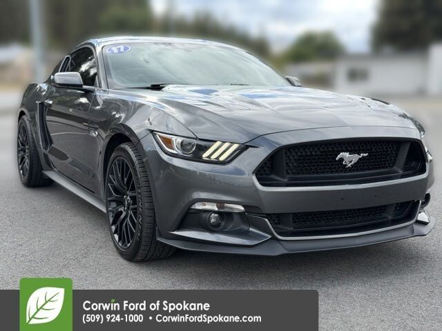 2017 FORD Mustang