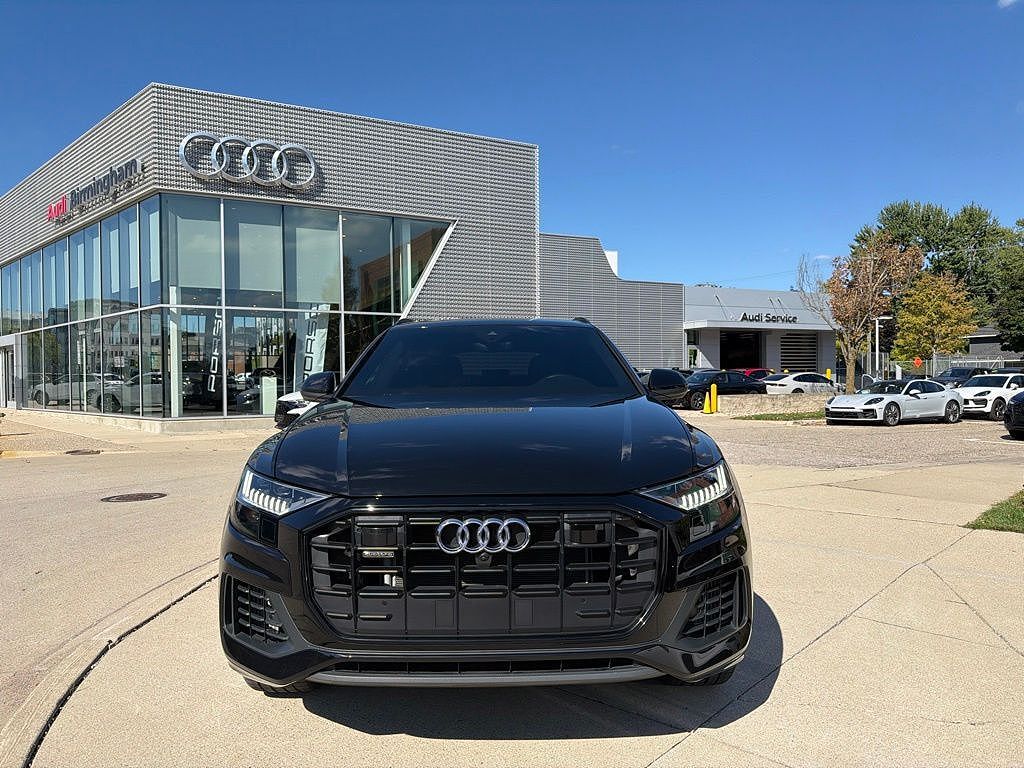 2023 Audi Q8