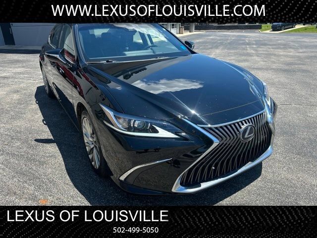 2019 LEXUS ES