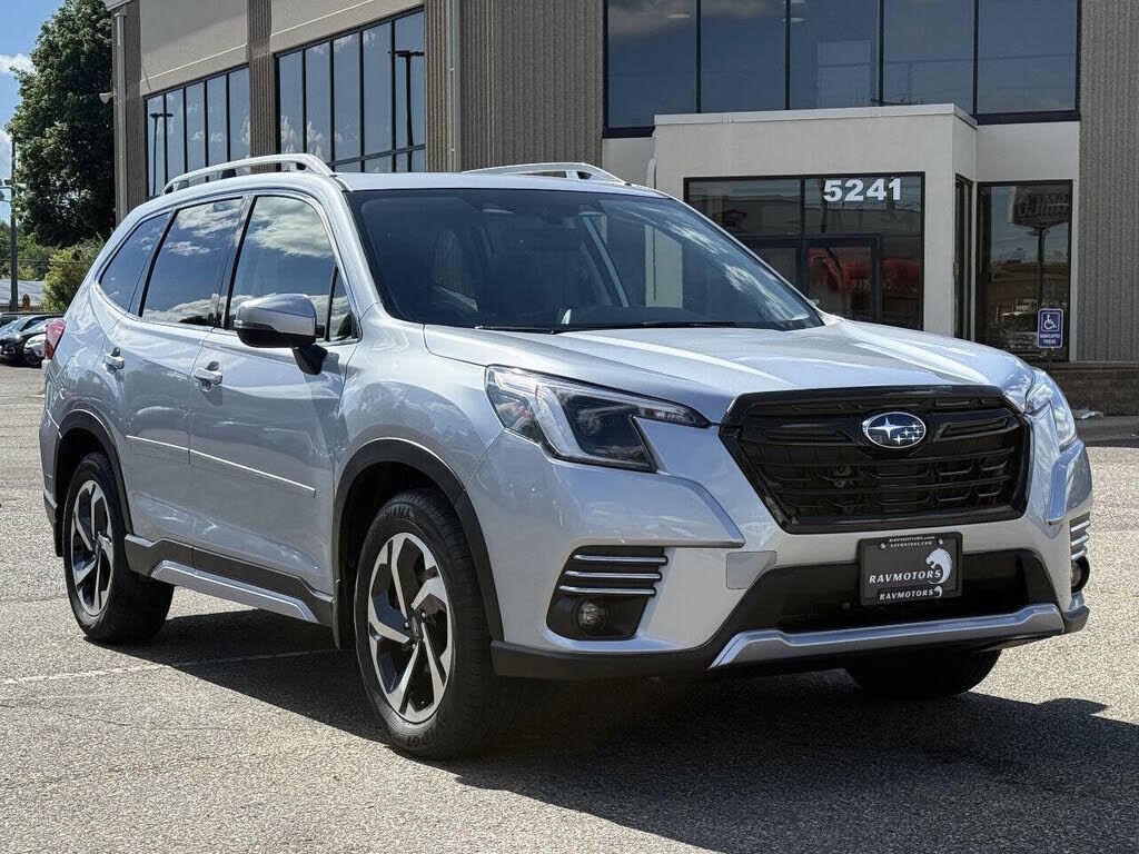 2024 SUBARU Forester