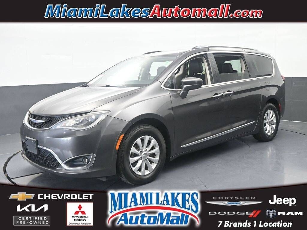 2019 CHRYSLER Pacifica