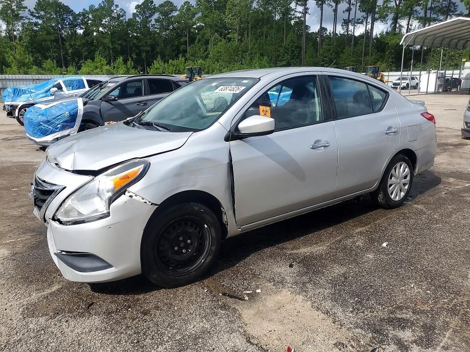 2018 NISSAN Versa