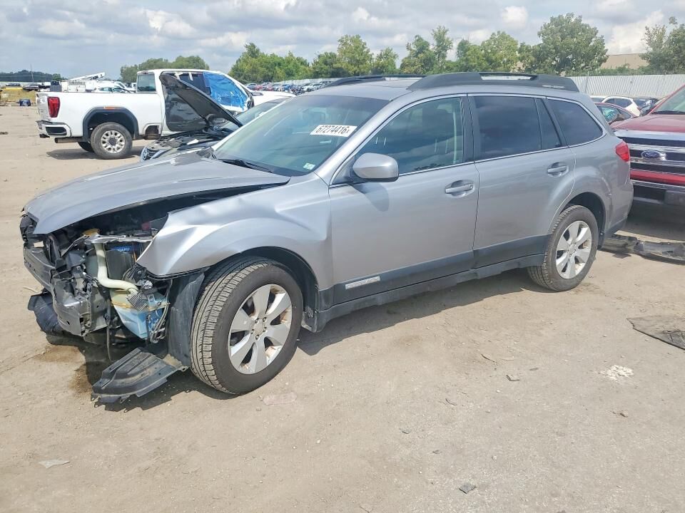 2011 SUBARU Outback
