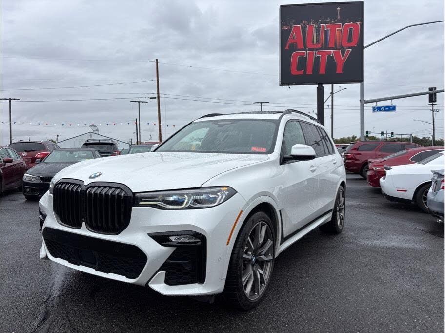 2022 BMW X7