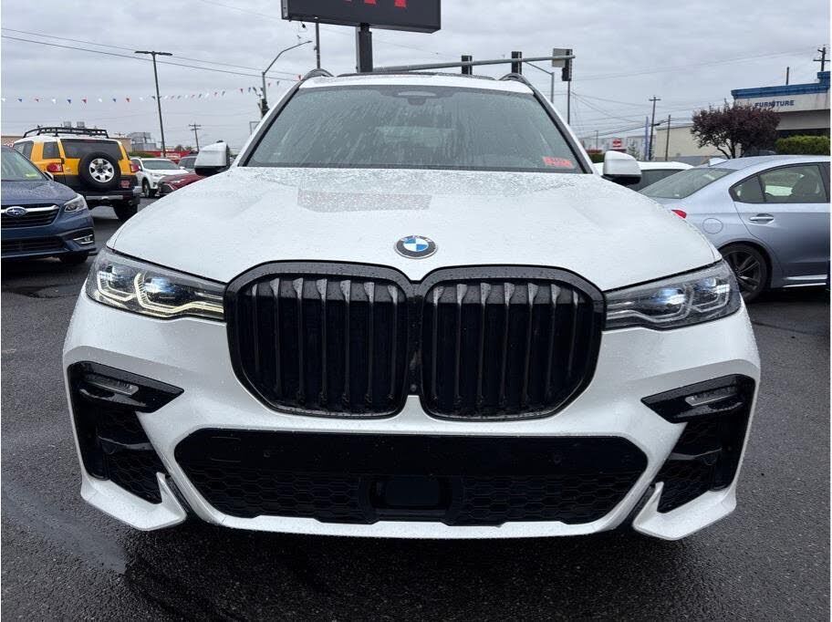 2022 BMW X7