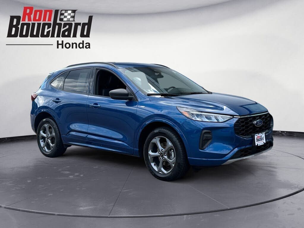 2023 FORD Escape