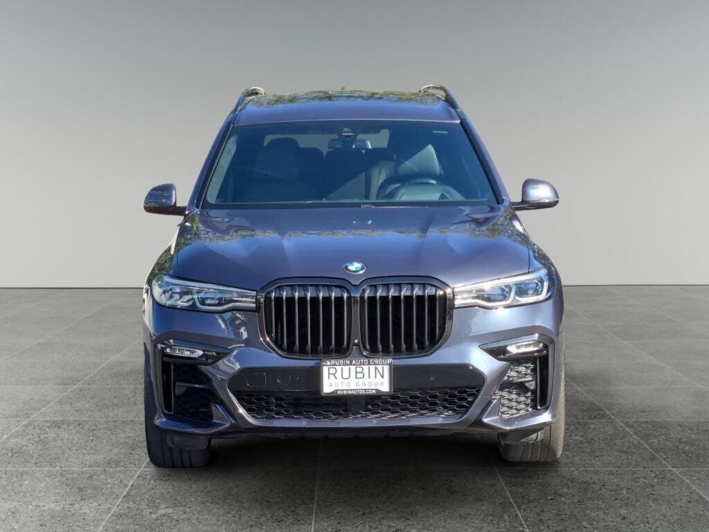 2021 BMW X7