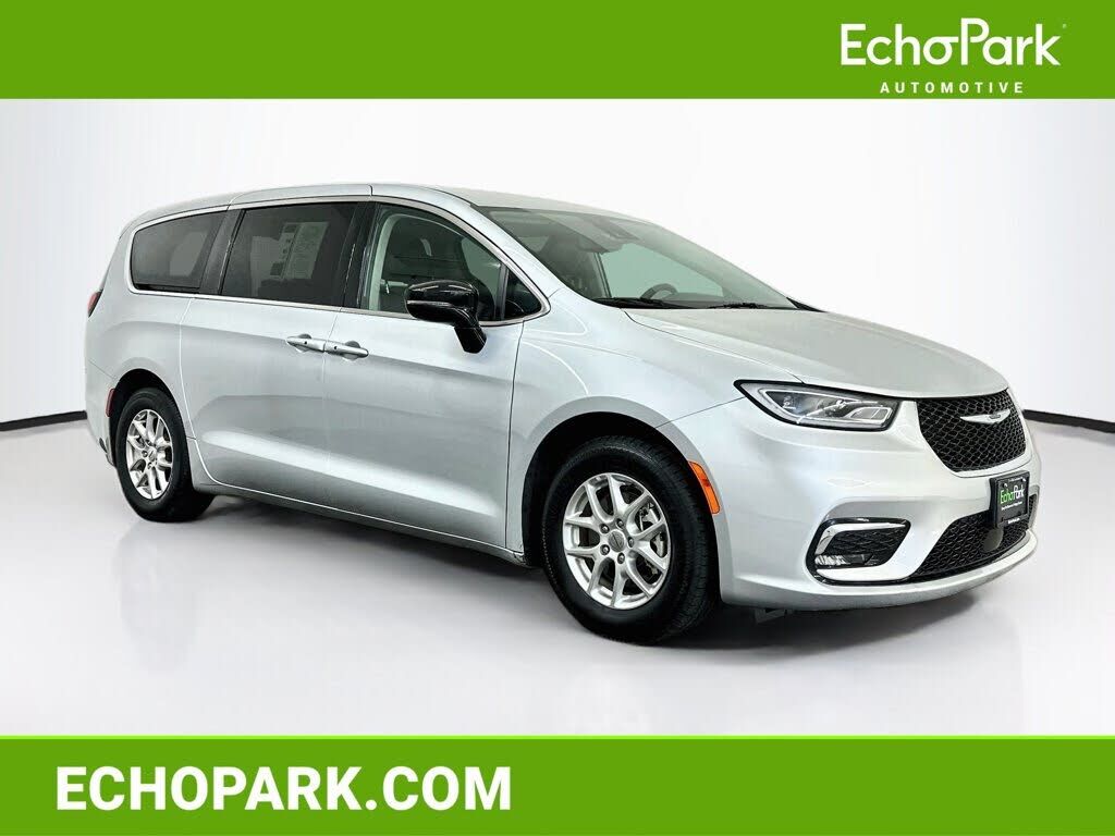 2024 CHRYSLER Pacifica