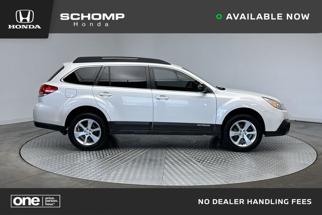 2014 SUBARU Outback