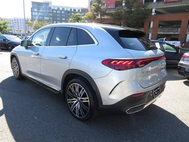 2023 Mercedes-Benz EQE-Class SUV