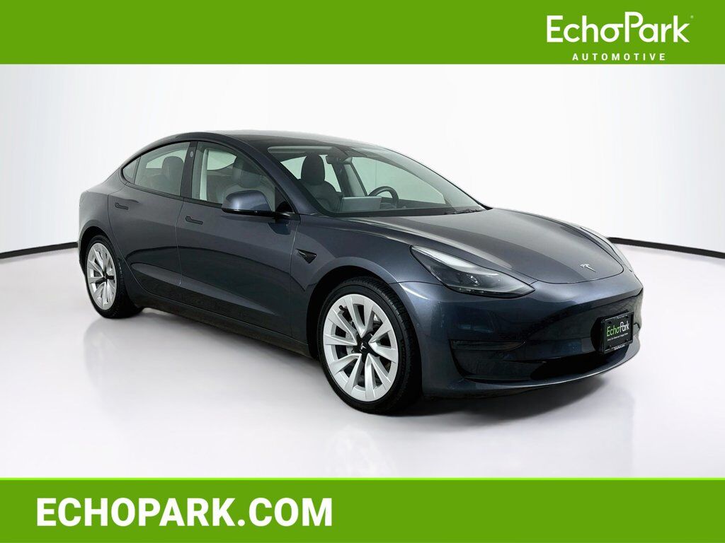 2022 TESLA Model 3