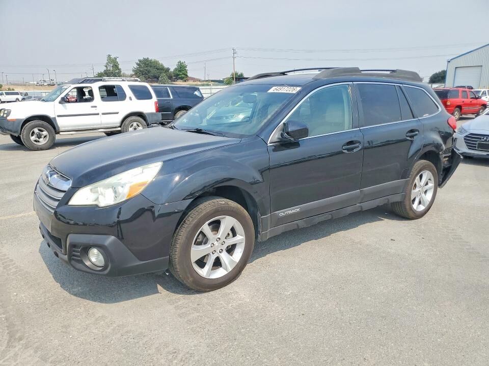 2013 SUBARU Outback