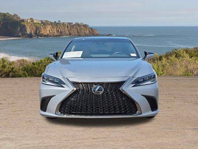2025 Lexus ES