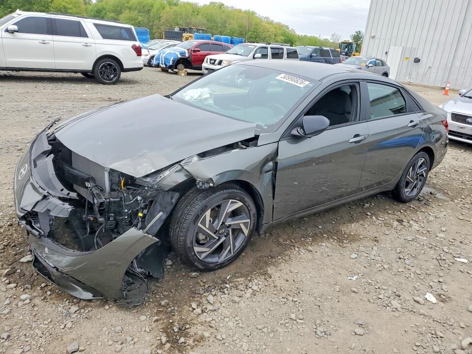 2025 HYUNDAI Elantra