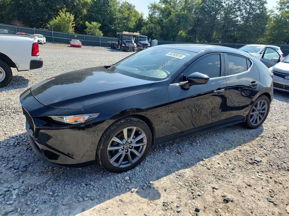 2022 MAZDA Mazda3