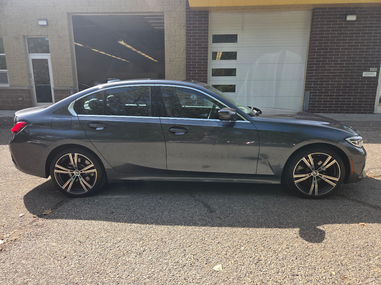 2021 BMW 330i