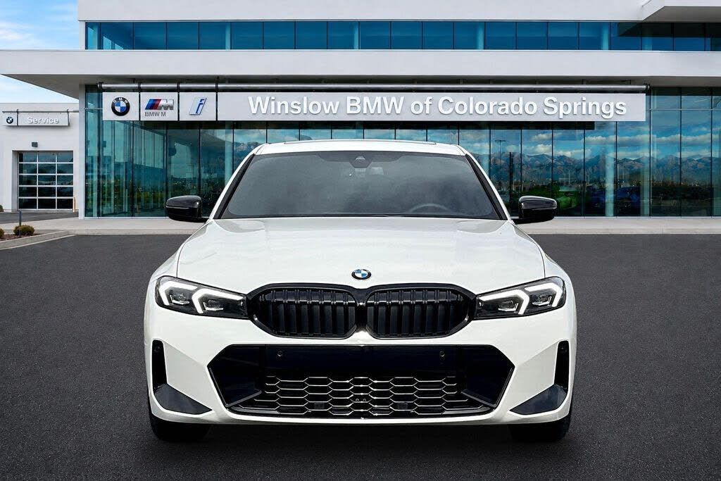 2026 BMW 330i