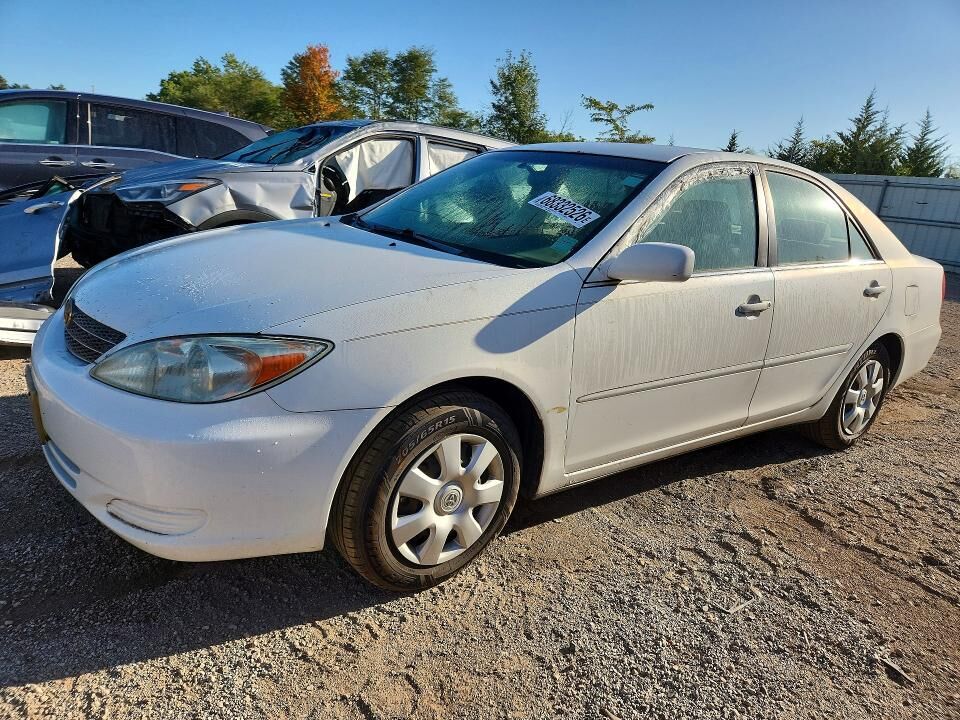 2002 TOYOTA Camry