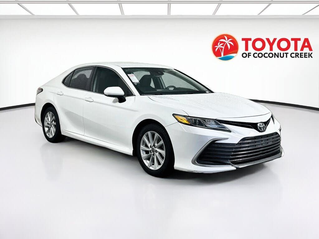 2021 TOYOTA Camry