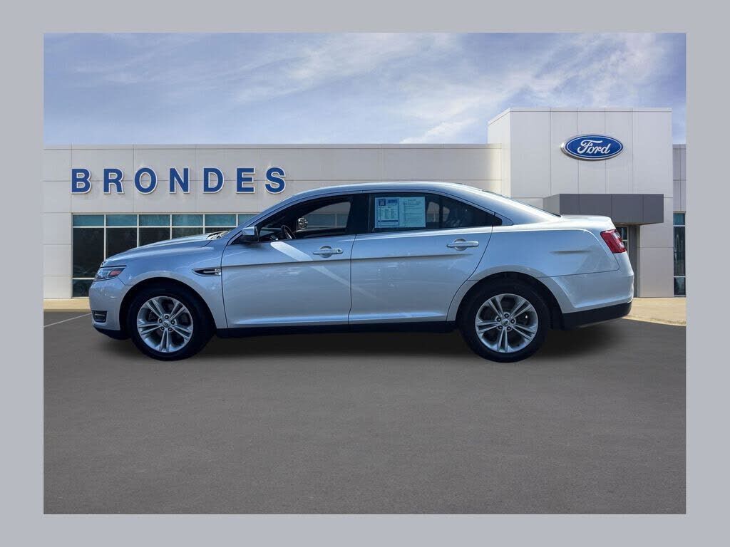 2018 FORD Taurus