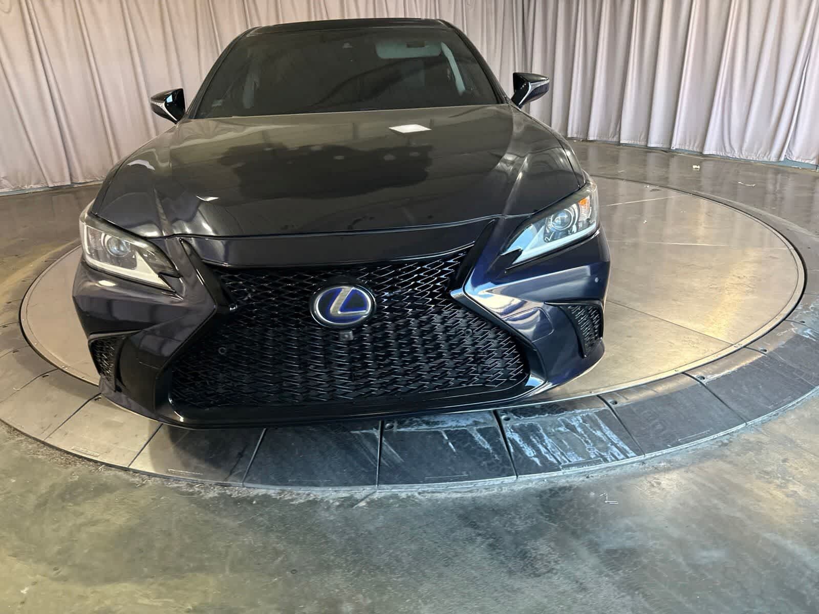 2020 Lexus ES