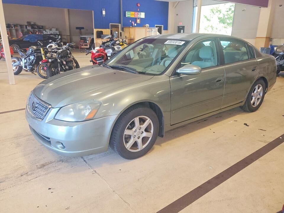 2005 NISSAN Altima