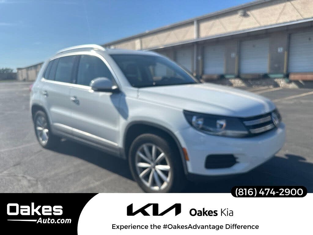 2017 VOLKSWAGEN Tiguan