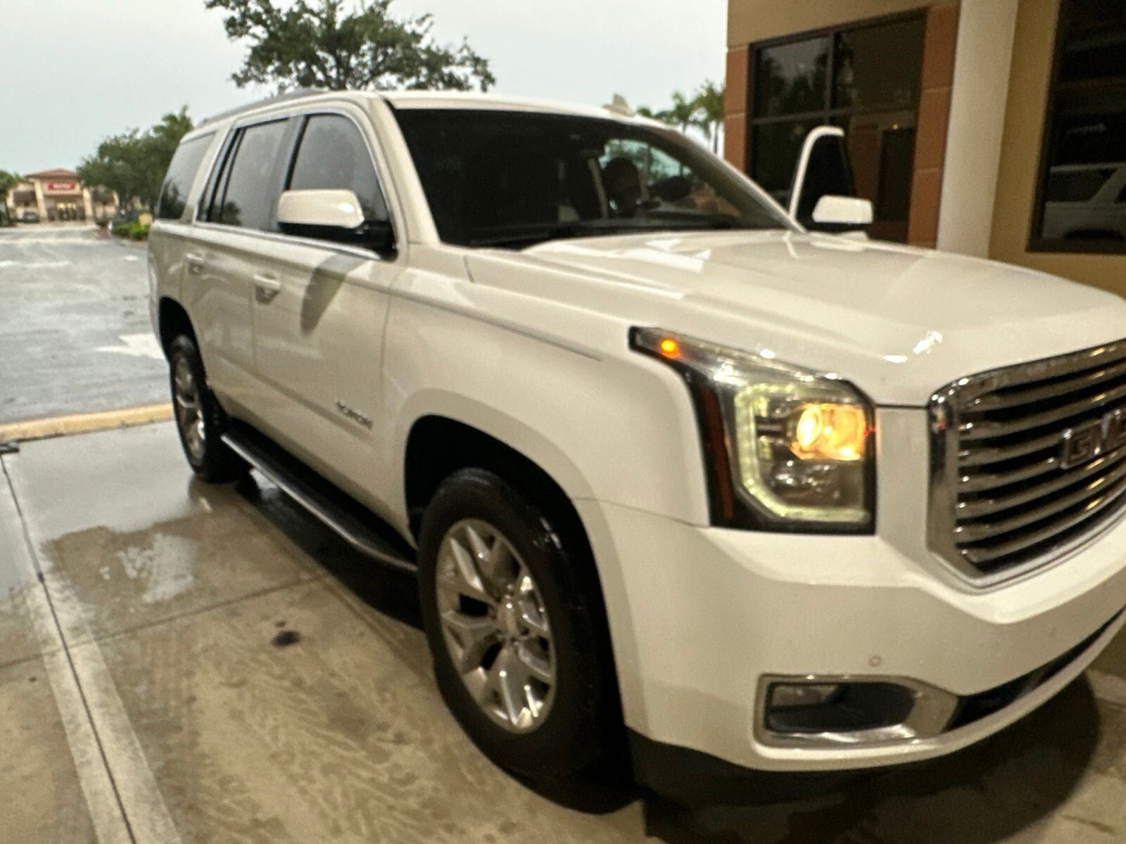2017 GMC Yukon
