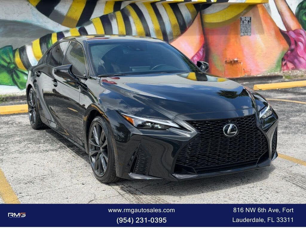 2025 LEXUS IS