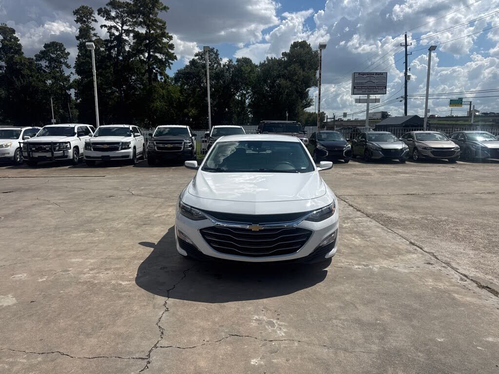 2024 CHEVROLET Malibu