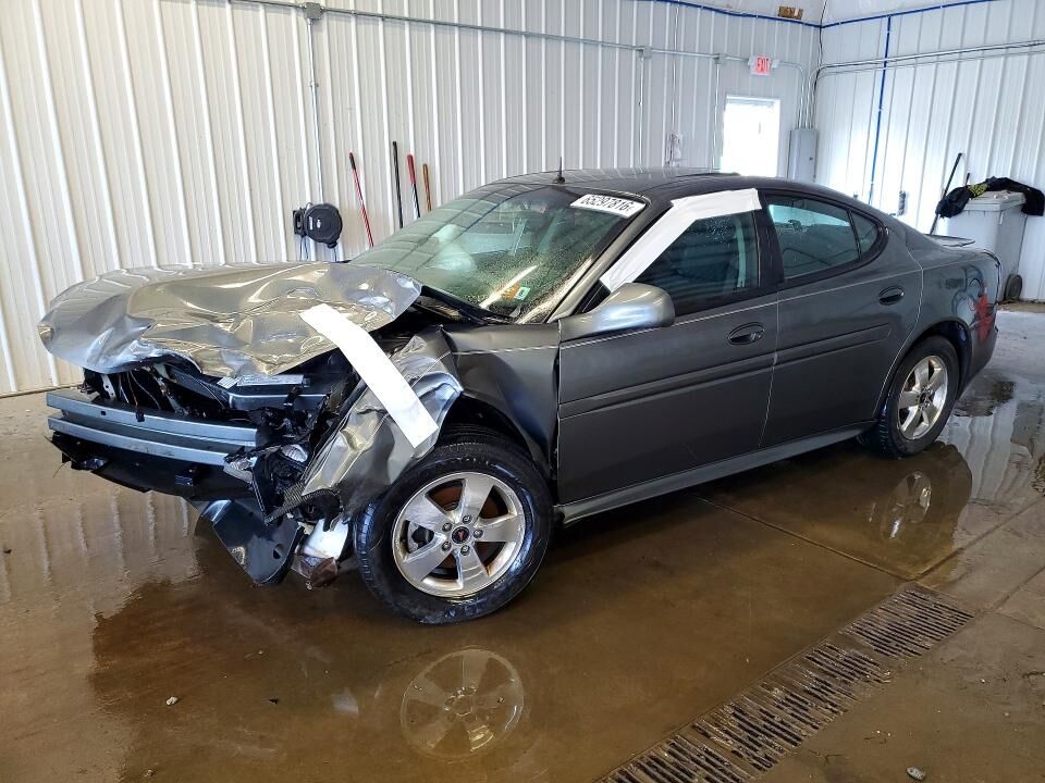 2005 PONTIAC Grand Prix