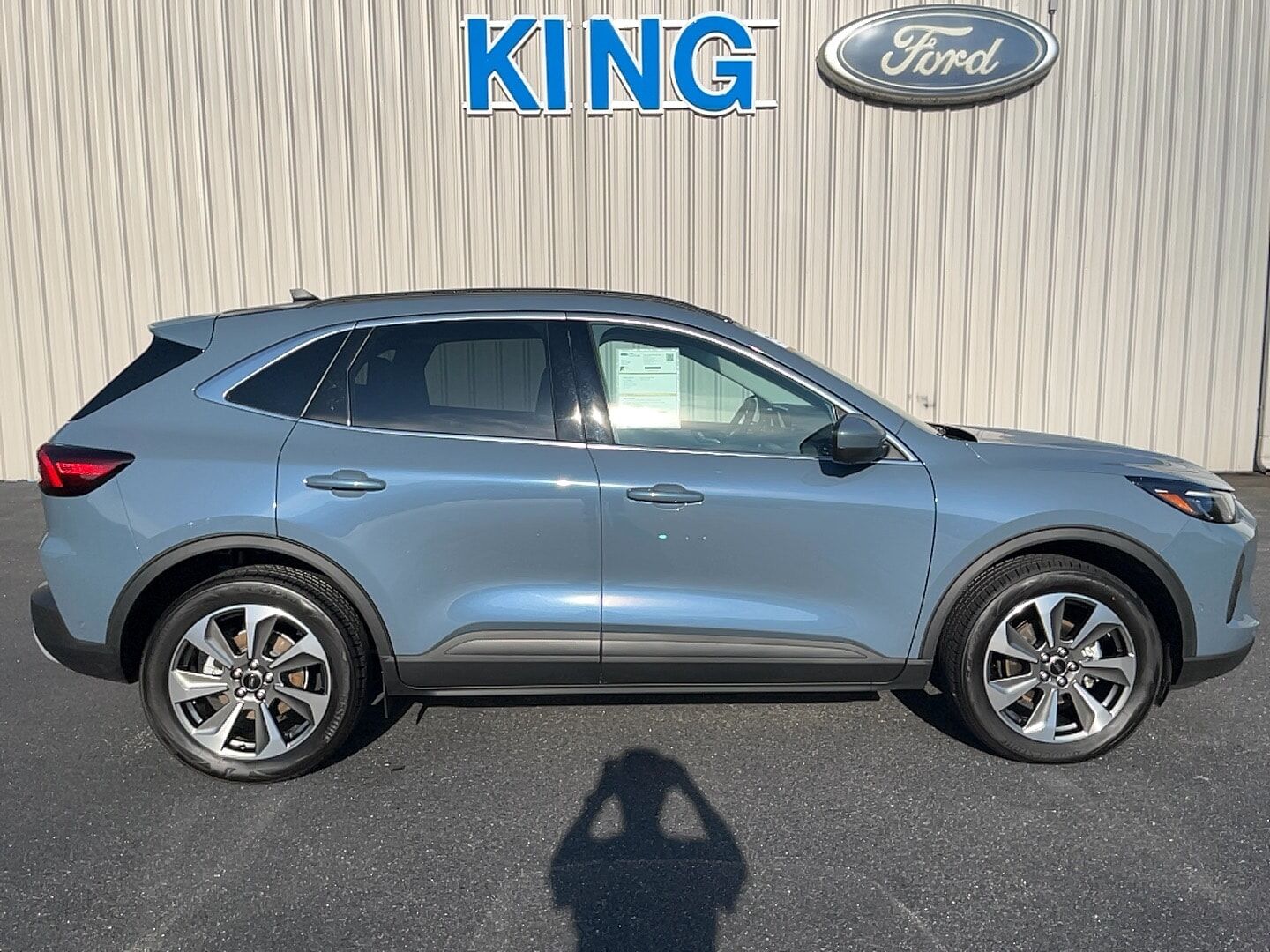 2024 FORD Escape