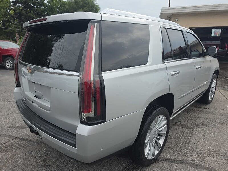 2019 CADILLAC Escalade