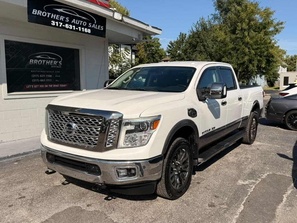 2019 NISSAN Titan