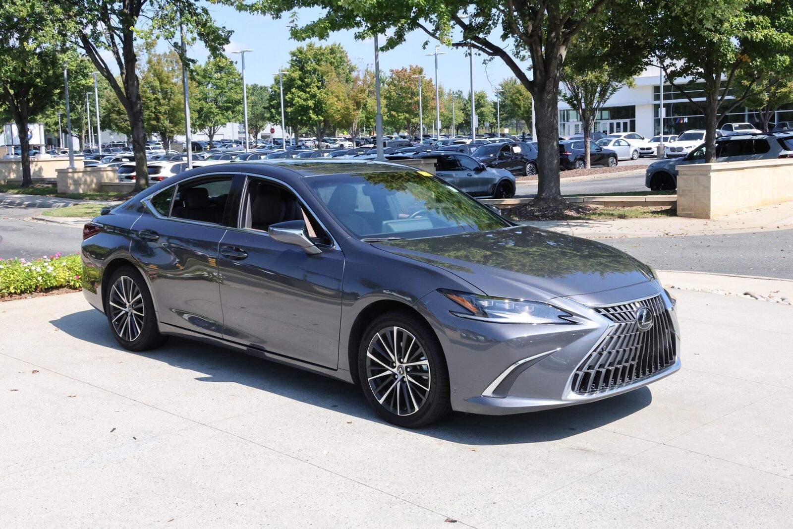 2024 Lexus ES