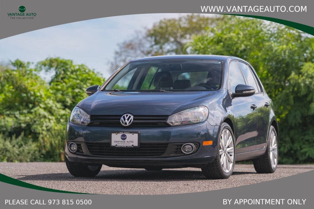 2013 VOLKSWAGEN Golf