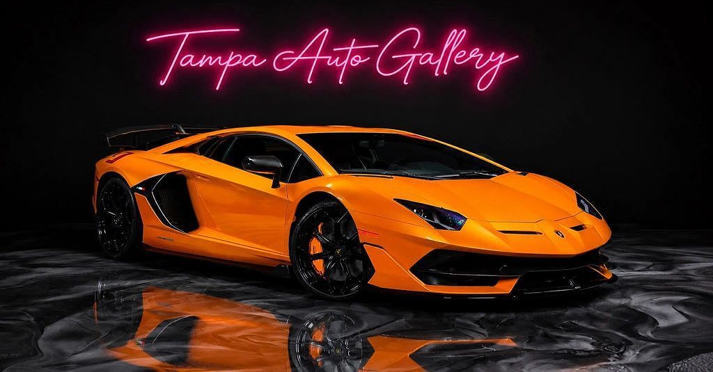2020 LAMBORGHINI Aventador
