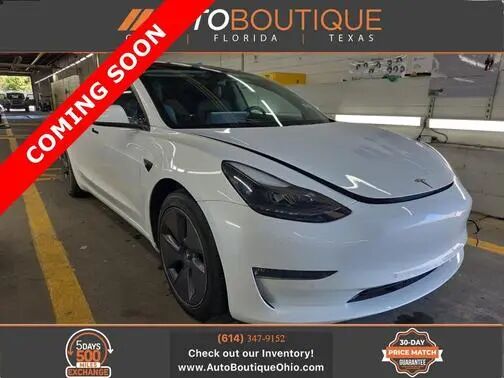 2022 TESLA Model 3