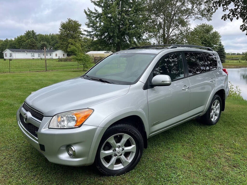 2011 TOYOTA RAV4