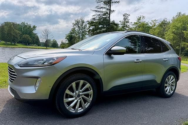 2021 FORD Escape