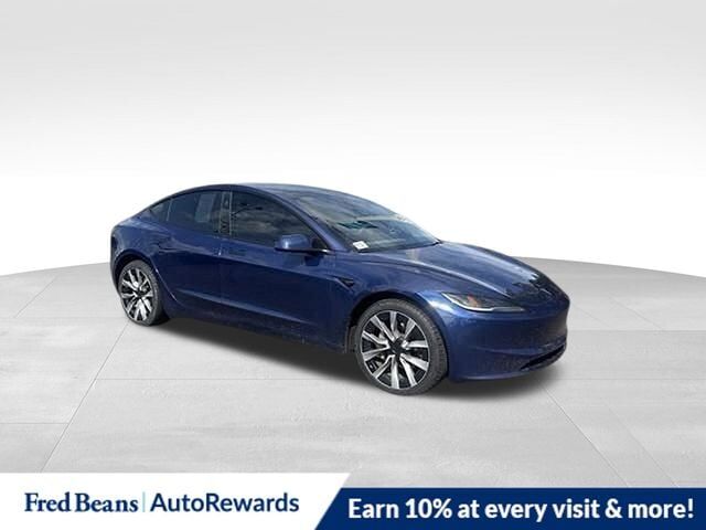 2024 TESLA Model 3