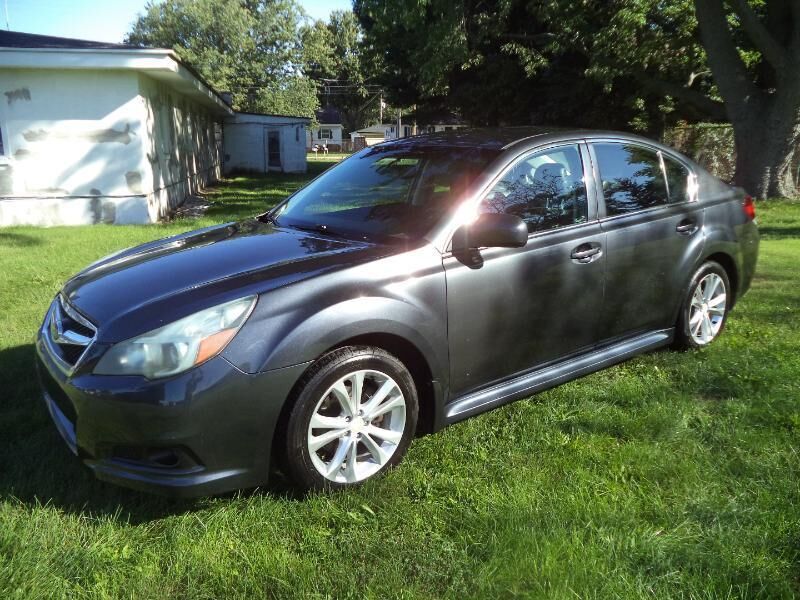 2013 SUBARU Legacy