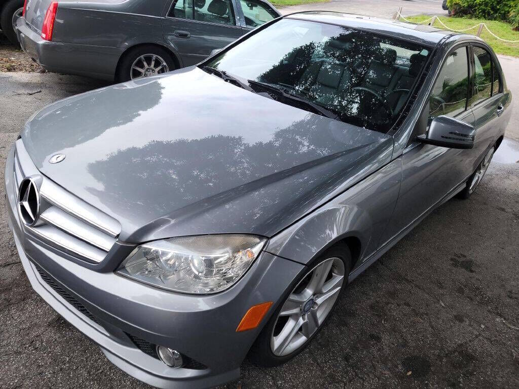 2010 MERCEDES-BENZ C-Class