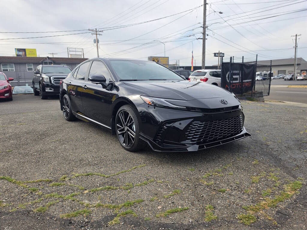 2025 TOYOTA Camry