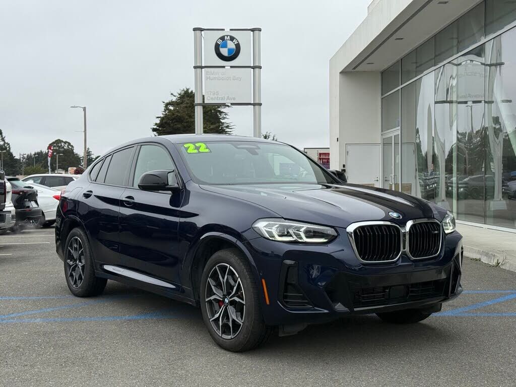 2022 BMW X4