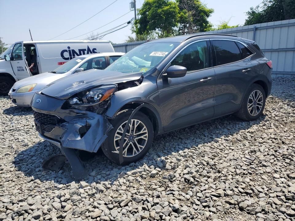 2020 FORD Escape