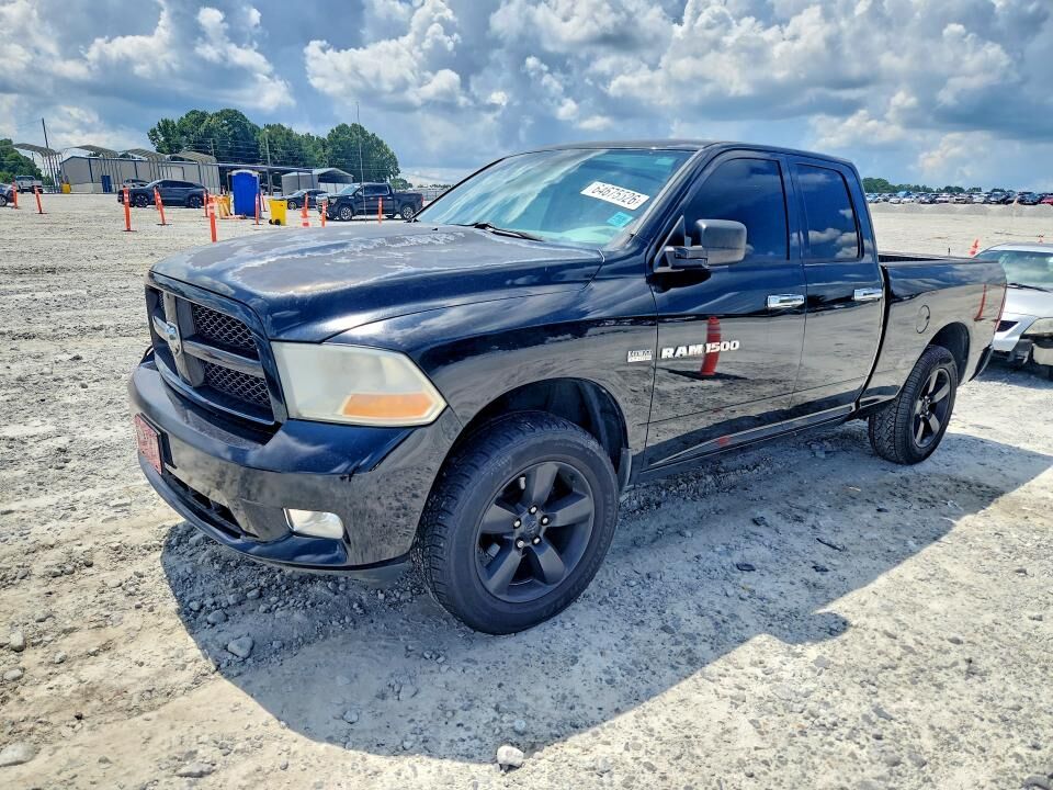 2012 DODGE Ram