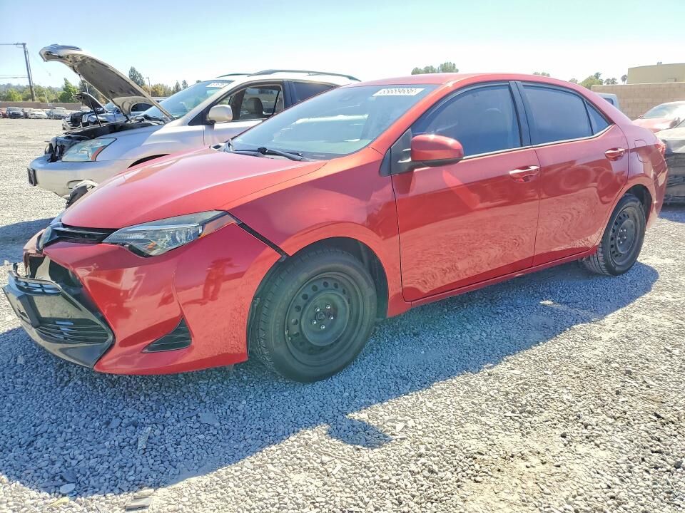 2018 TOYOTA Corolla