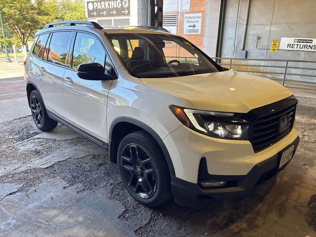 2024 HONDA Passport