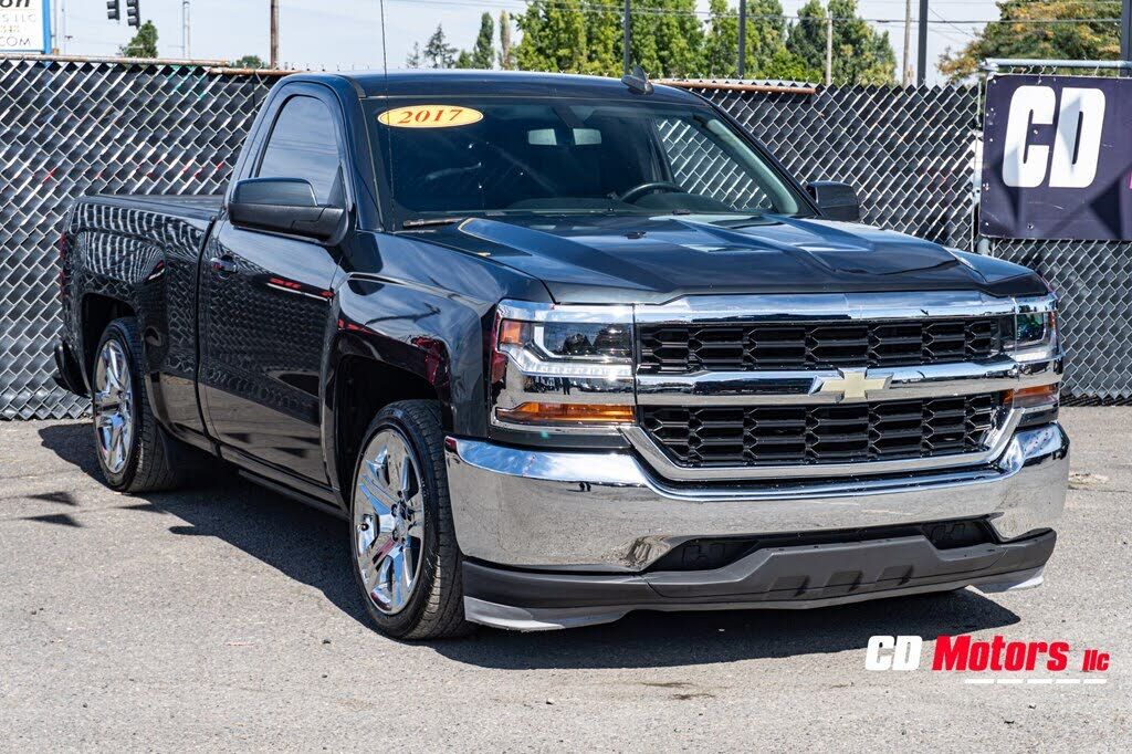 2017 CHEVROLET Silverado